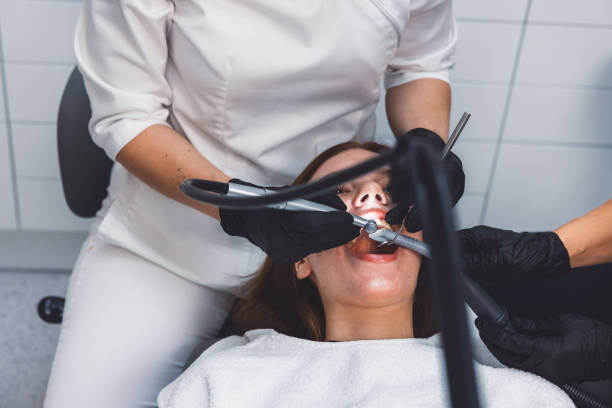 Best Tooth Infection Emergency Dentist  in Golden Hills, CA